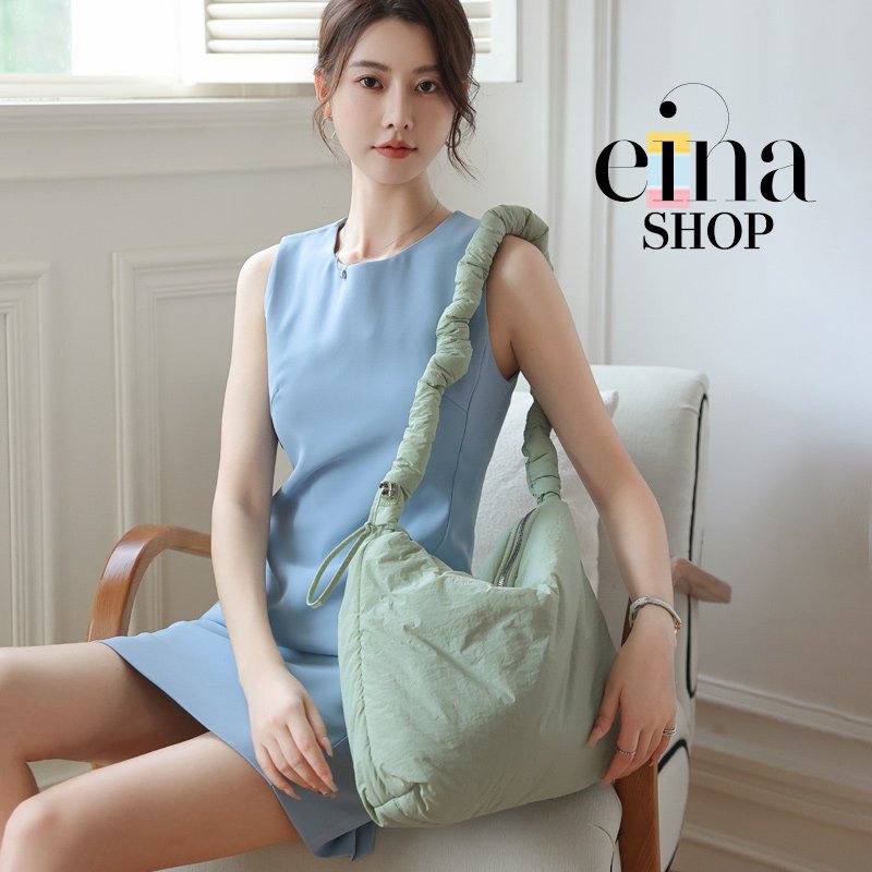 Gemma Pillow Bag - Image 10